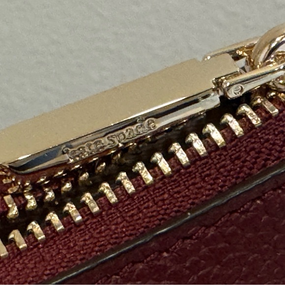 Kate Spade Hudson Medium Burgundy Crossbody Bag - Picture 3 of 7